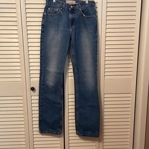 Old Navy Below The Waist Faded Ladies Jeans. Size 6 Long